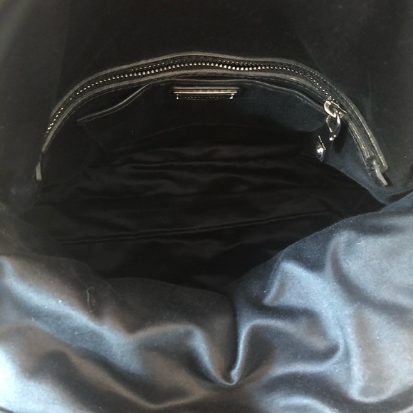 Beautiful Miu Miu by Prada Matelasse Black Supple leather Bag - Picture 10 of 13